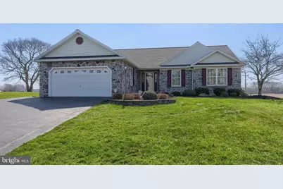 75 Oatfield Ln, Palmyra, PA 17078 - Photo 1