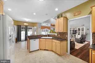 5238 Elizabethtown Rd, Palmyra, PA 17078 - Photo 11