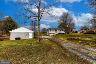 447 Beagle Rd, Myerstown, PA 17067 - Photo 3