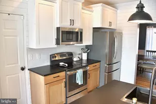 2061 Mallard Ln, Lebanon, PA 17046 - Photo 11