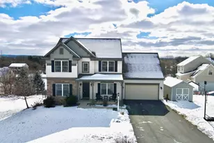 2061 Mallard Ln, Lebanon, PA 17046 - Photo 1