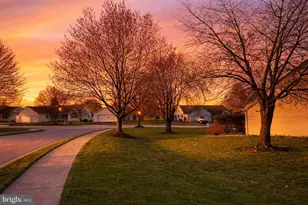 36 Rosemont Dr, Myerstown, PA 17067 - Photo 3