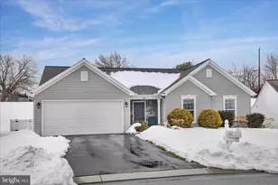 924 Sweetbay Ln, Lebanon, PA 17046 - Photo 33