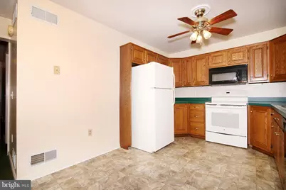 226 Acorn, Lebanon, PA 17042 - Photo 7