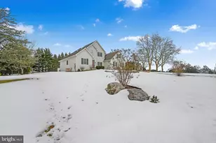 358 S Lingle Ave, Palmyra, PA 17078 - Photo 5