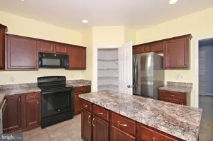 147 Station Corner Dr, Annville, PA 17003 - Photo 7