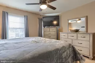 24 Grasshopper Ct, Myerstown, PA 17067 - Photo 17