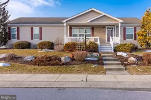 28 Quartz Ln, Annville, PA 17003 - Photo 1