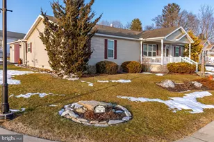 28 Quartz Ln, Annville, PA 17003 - Photo 3