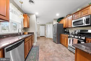 1011 Percy Ln, Lebanon, PA 17042 - Photo 11