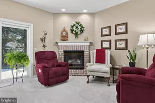 24 Hickory St, Palmyra, PA 17078 - Photo 11