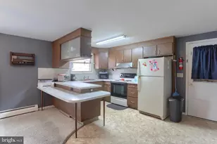 905 Skyline Dr, Lebanon, PA 17046 - Photo 11