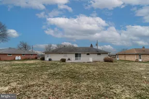 905 Skyline Dr, Lebanon, PA 17046 - Photo 29