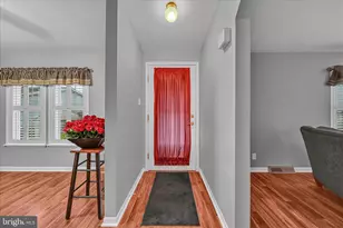 583 W Cedar St, Palmyra, PA 17078 - Photo 5