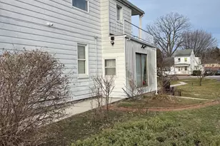 422 S 6th St, Lebanon, PA 17042 - Photo 3