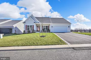 606 Lilliana Dr, Lebanon, PA 17046 - Photo 7