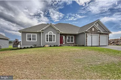 2009 Rolling Meadow Road, Lebanon, PA 17046 - Photo 1