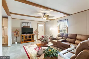 2126 Scull St, Lebanon, PA 17046 - Photo 9