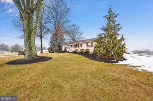 61 W Rosebud Rd, Myerstown, PA 17067 - Photo 7