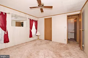 2015 E Pennsylvania Ave, Lebanon, PA 17042 - Photo 15