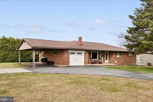 729 S 3rd Ave, Lebanon, PA 17042 - Photo 1