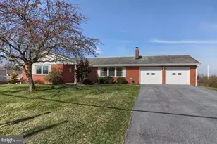 139 Lawn Rd, Palmyra, PA 17078 - Photo 3