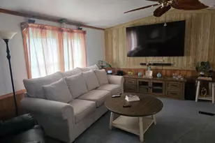 4 Pine St, Fredericksburg, PA 17026 - Photo 5