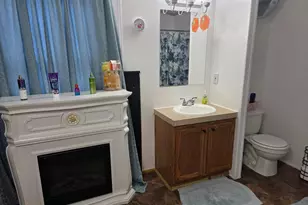 4 Pine St, Fredericksburg, PA 17026 - Photo 11