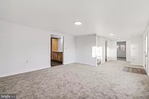 140 N Prince St, Palmyra, PA 17078 - Photo 13