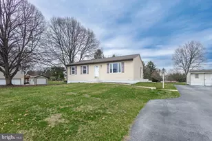 400 Arnold Ct, Lebanon, PA 17042 - Photo 3