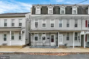 410 Maple St, Lebanon, PA 17046 - Photo 1