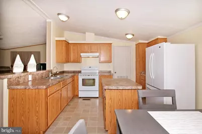 1300 E Kercher Avenue #3, Myerstown, PA 17067 - Photo 7