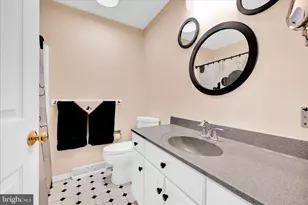 13 Manor Dr, Lebanon, PA 17042 - Photo 29