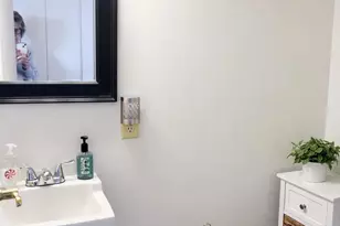 12 E Poplar St, Palmyra, PA 17078 - Photo 9