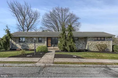 129 S Center Street, Cleona, PA 17042 - Photo 1