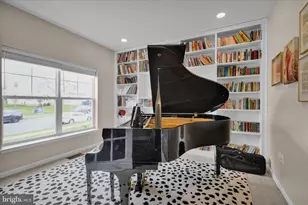 81 Creekside Dr, Lebanon, PA 17042 - Photo 5