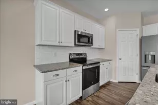 81 Creekside Dr, Lebanon, PA 17042 - Photo 11