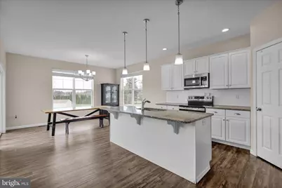 81 Creekside Drive, Lebanon, PA 17042 - Photo 9