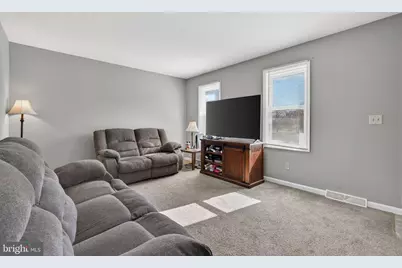 103 Village Ct, Lebanon, PA 17042 - Photo 5