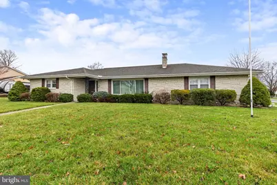 134 Lynnwood Drive, Palmyra, PA 17078 - Photo 1