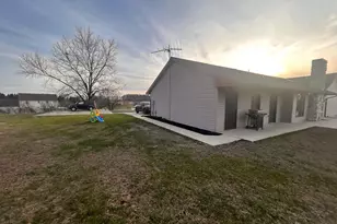 375 Snow Dr, Lebanon, PA 17046 - Photo 9