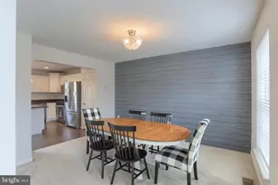 16 Wildflower Cir, Lebanon, PA 17046 - Photo 7