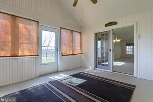 592 N 16th St, Lebanon, PA 17046 - Photo 23