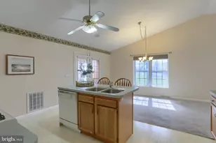 592 N 16th St, Lebanon, PA 17046 - Photo 21