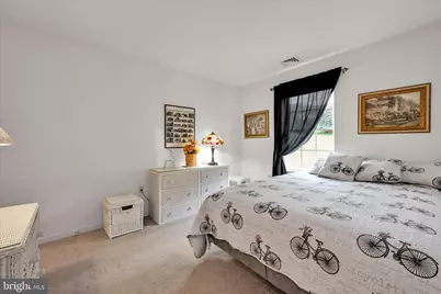 858 Water Edge Ct, Lebanon, PA 17046 - Photo 25