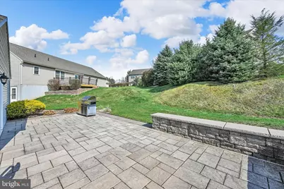 858 Water Edge Ct, Lebanon, PA 17046 - Photo 31