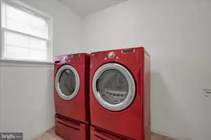 858 Water Edge Ct, Lebanon, PA 17046 - Photo 25