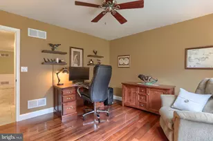 1045 English Dr, Lebanon, PA 17042 - Photo 31