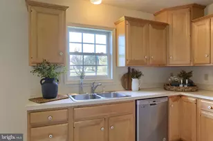 19 Springhouse Dr, Myerstown, PA 17067 - Photo 13