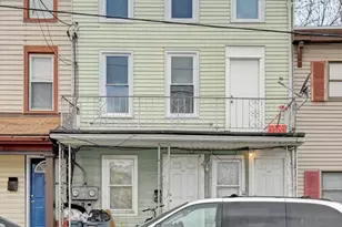 105 S 3rd St, Lebanon, PA 17042 - Photo 1